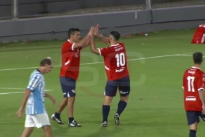 mk体育官网-养生局！阿圭罗老将赛连续摆脱两名防守者轻松破门