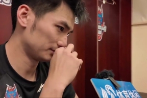 非常可惜！于德豪谈错失反超三分：投进就是神 投不进就是屎