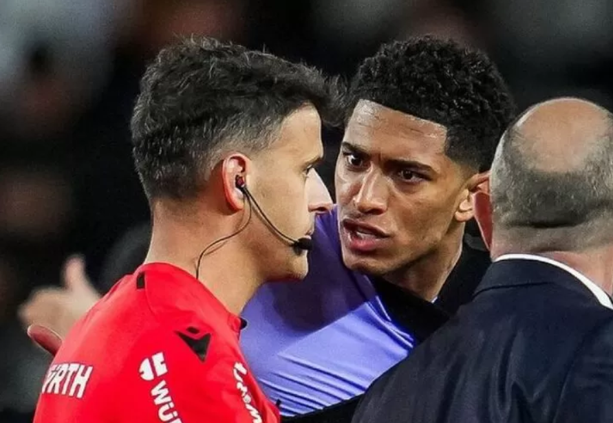 mk体育下载-曼萨诺明日主哨皇马客战皇社，他曾取消贝林绝杀球并出红牌