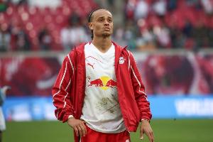 mk体育官网-图片报：西蒙斯离队的概率降至50%，切尔西得先卖人才能签他