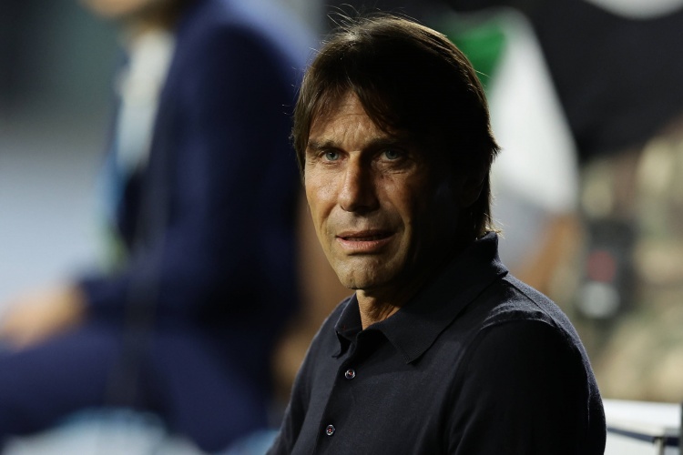 mk体育APP-遭科斯塔嘲讽没有X生活！孔蒂：不会浪费精力关注，他曾3次想离队